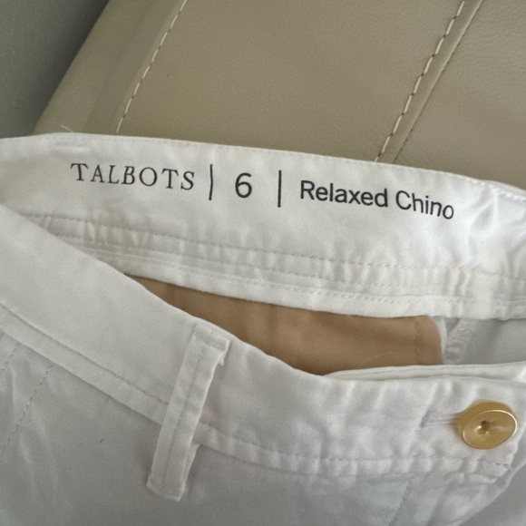 TALBOTS RELAXED CHINOS
SIZE 6 WHITE - Picture 4 of 4